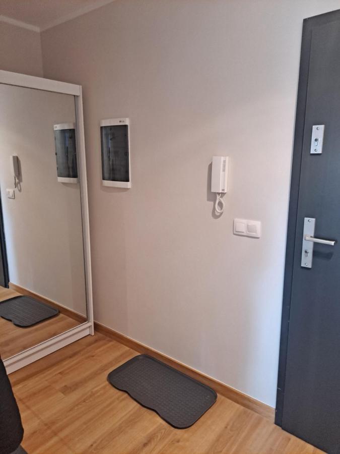 Apartament Sarna เยเลเนียกูรา ภายนอก รูปภาพ