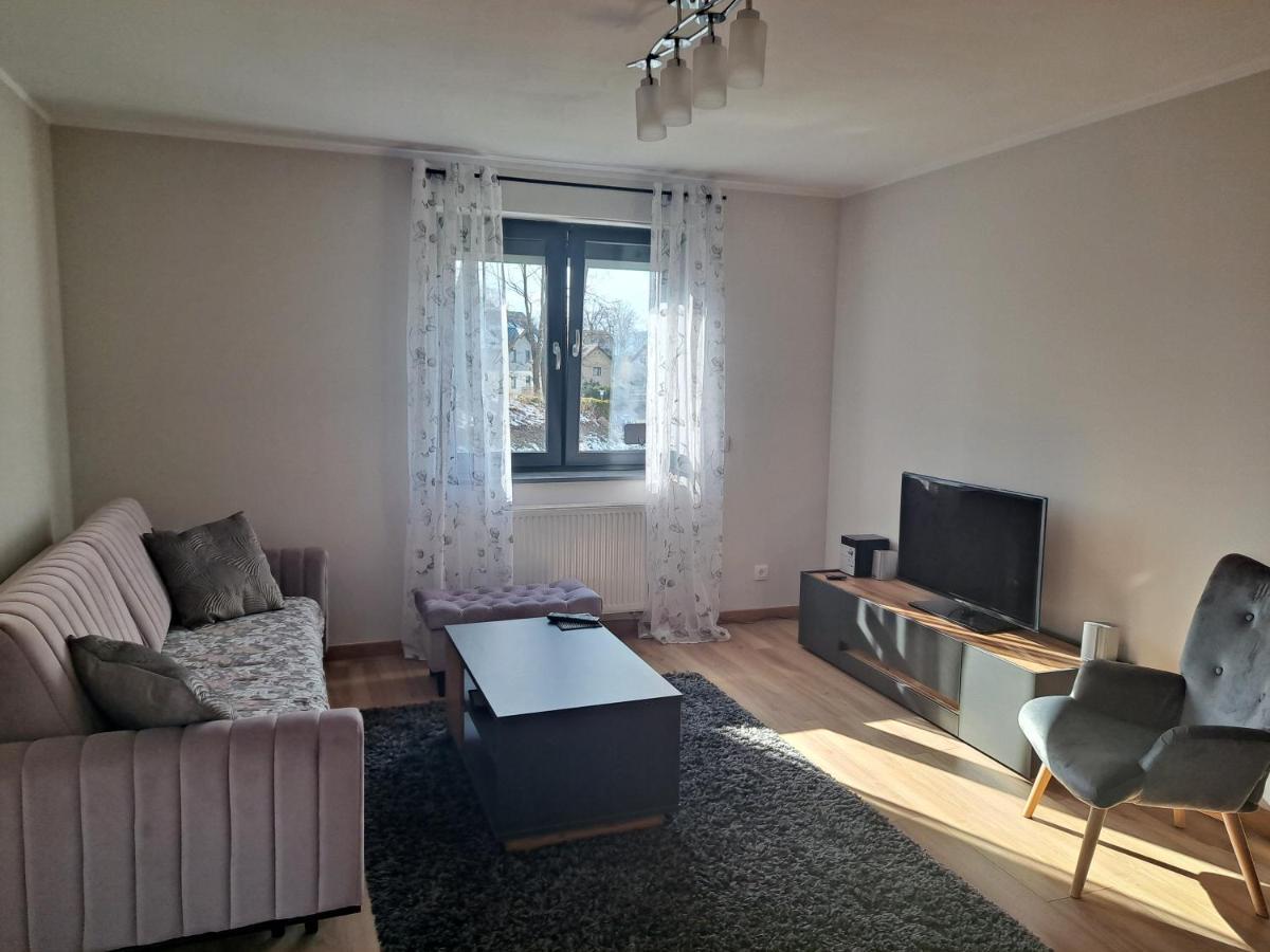 Apartament Sarna เยเลเนียกูรา ภายนอก รูปภาพ
